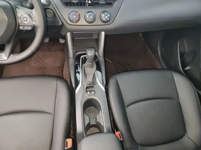 Toyota Corolla Cross — Фото автомобиля 13