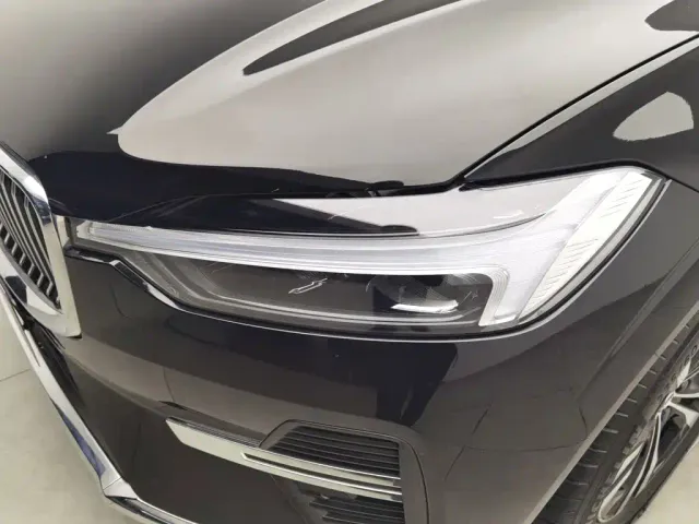 Volvo XC60 — Фото автомобиля 7