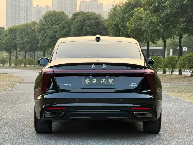 Hongqi H5 — Фото автомобиля 5