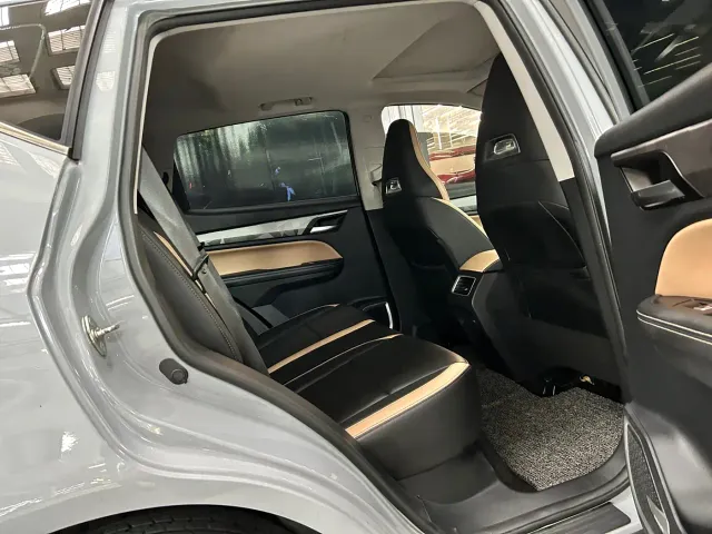 Geely Haoyue PRO — Фото автомобиля 13