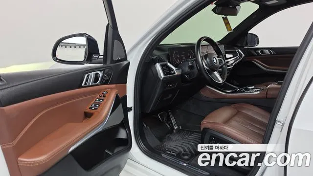 BMW X5 xDrive 40i M Sport — Фото автомобиля 7