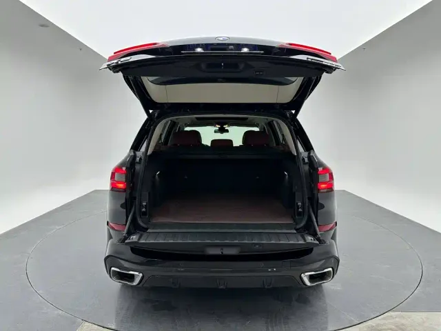 BMW X5 — Фото автомобиля 23