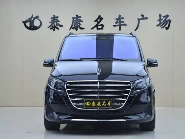Mercedes-Benz V-Class — Фото автомобиля 2