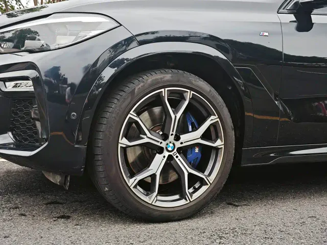 BMW X6 — Фото автомобиля 4