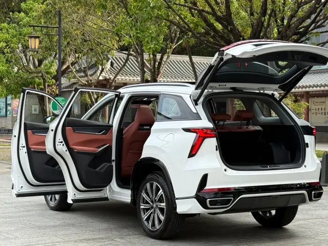 Changan CS75 Plus — Фото автомобиля 19