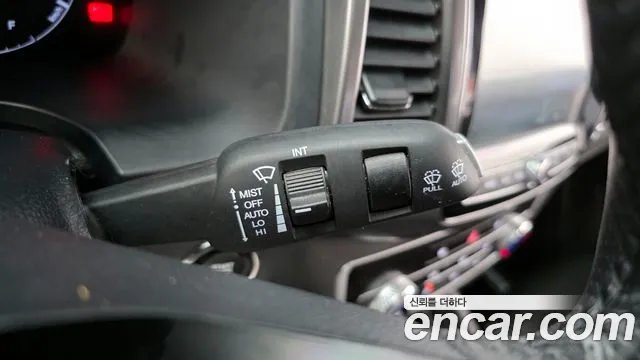 KG_Mobility_Ssangyong Rexton Новый Rexton Sport Дизель 2.2 4WD — Фото автомобиля 16