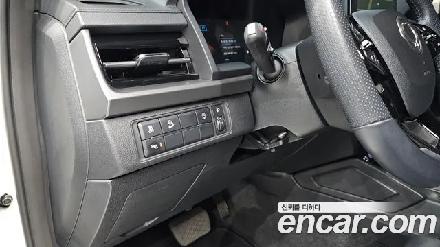 KG_Mobility_Ssangyong Rexton Новый Rexton Sport Дизель 2.2 4WD — Фото автомобиля 17
