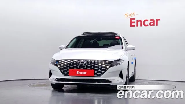 Hyundai Grandeur Новый Grandeur IG — Фото автомобиля 3