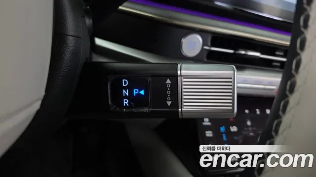 Hyundai Grandeur GN7 — Фото автомобиля 12