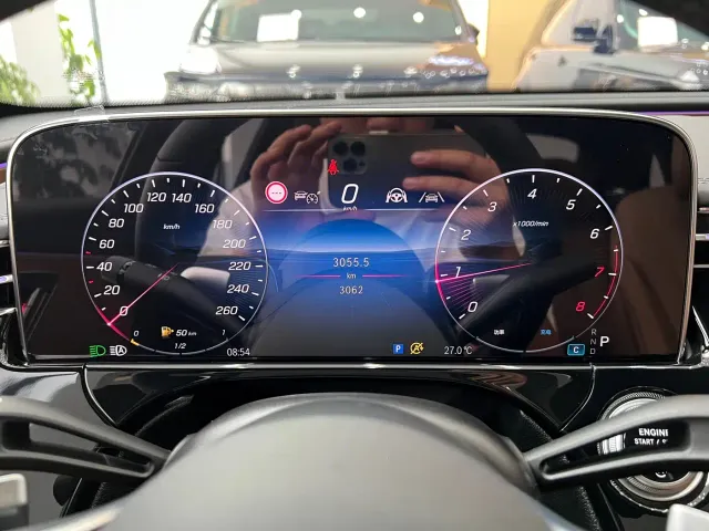 Mercedes-Benz E-Class — Фото автомобиля 10