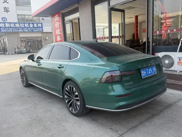 Volvo S90 — Фото автомобиля 6