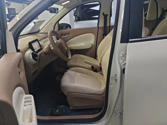 Wuling Hongguang Mini EV — Фото автомобиля 9