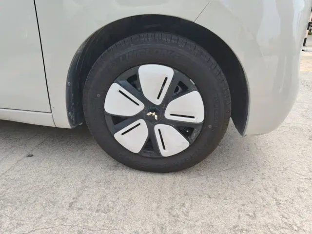 Wuling Hongguang Mini EV — Фото автомобиля 8