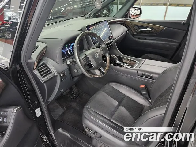 Toyota Alphard Generation 4 — Фото автомобиля 12