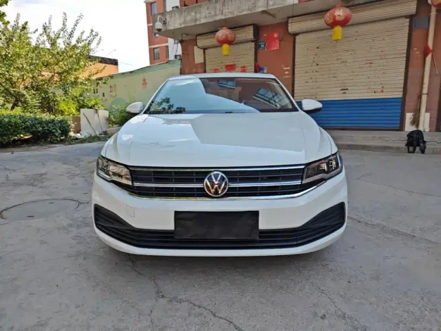 Volkswagen Bora — Фото автомобиля 2