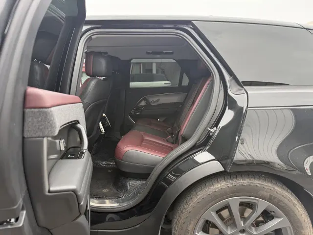 Land Rover Range Rover Sport — Фото автомобиля 9