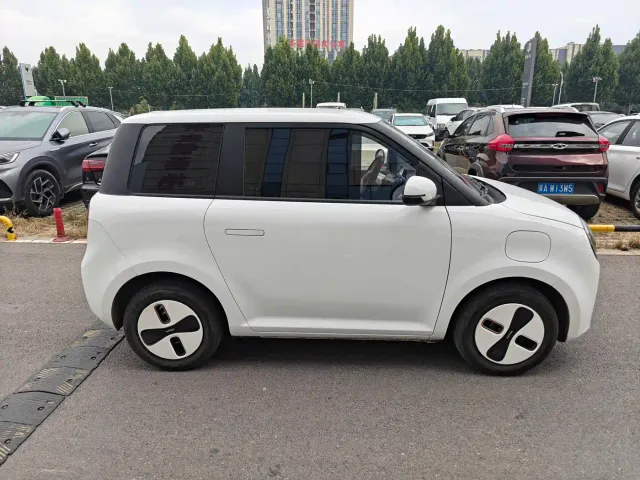 Changan Lumin — Фото автомобиля 12