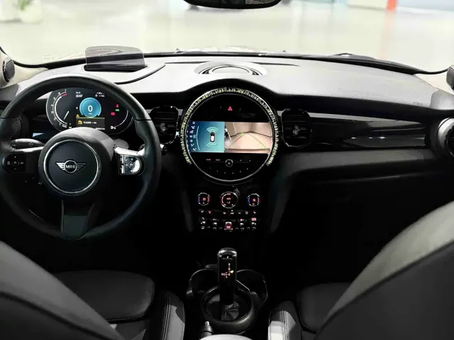 MINI Hatch — Фото автомобиля 7