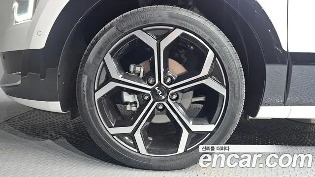 Kia Niro The All New Niro Signature — Фото автомобиля 5