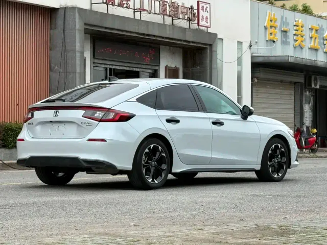 Honda Civic — Фото автомобиля 8