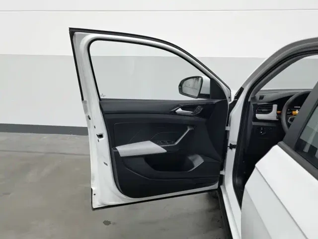 Volkswagen Tharu — Фото автомобиля 8