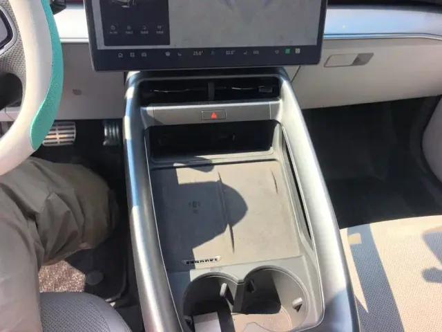 Arcfox Alpha S5 — Фото автомобиля 16