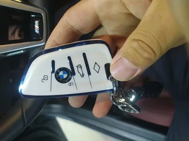 BMW 3 Series — Фото автомобиля 8