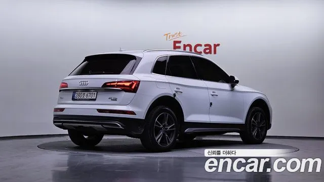 Audi Q5 40 TDI quattro — Фото автомобиля 2