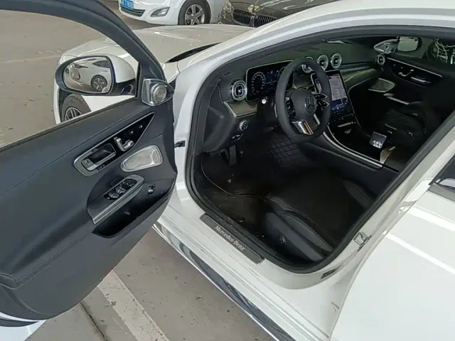 Mercedes-Benz C-Class — Фото автомобиля 15
