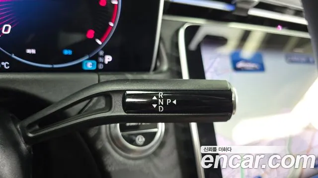 Mercedes-Benz E-Class — Фото автомобиля 9