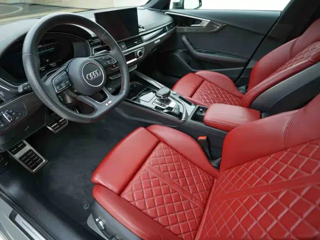 Audi S4 — Фото автомобиля 9