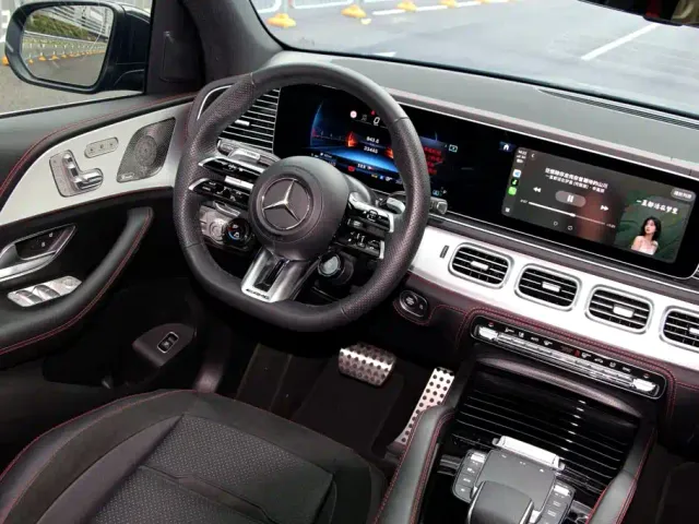 Mercedes-Benz GLE-Class AMG — Фото автомобиля 10