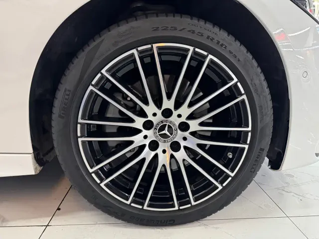 Mercedes-Benz C-Class — Фото автомобиля 13
