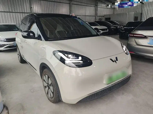Wuling Bingo — Фото автомобиля 3