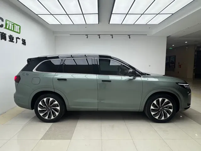Aito M7 — Фото автомобиля 4