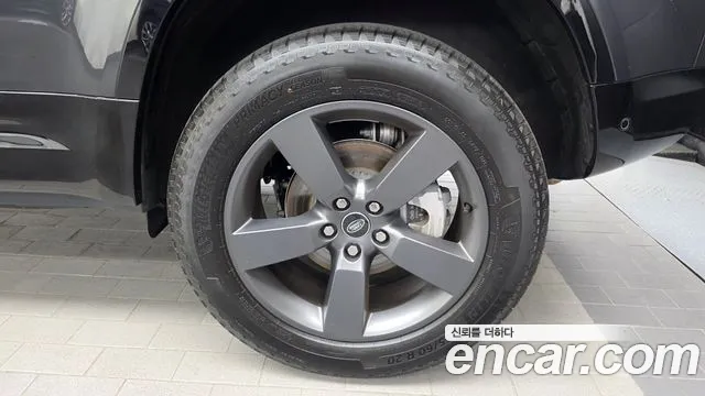 Land Rover Defender Defender (L663) 110 P300 X-Dynamic SE — Фото автомобиля 21