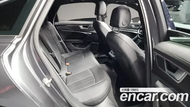 Audi A6 45 TFSI quattro Premium — Фото автомобиля 12