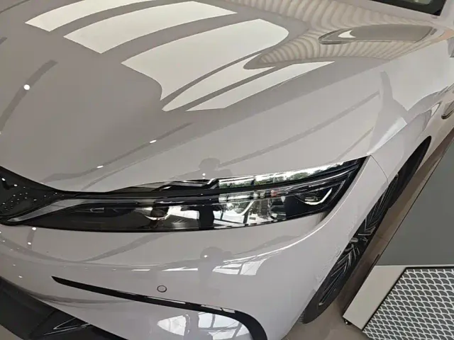 BYD Han — Фото автомобиля 23