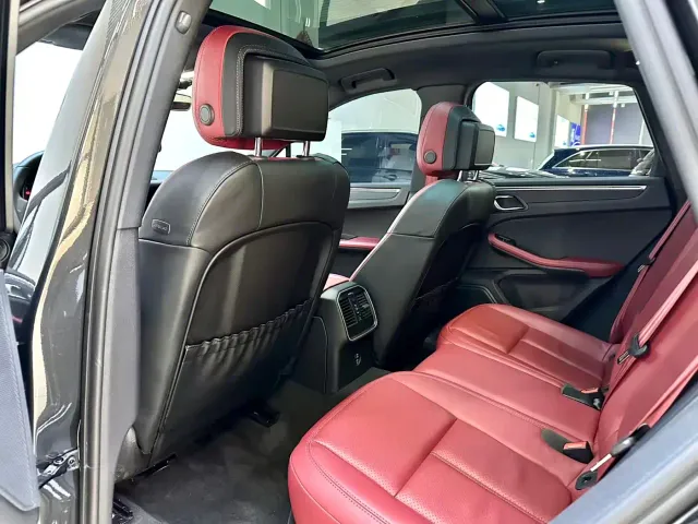 Porsche Macan — Фото автомобиля 10