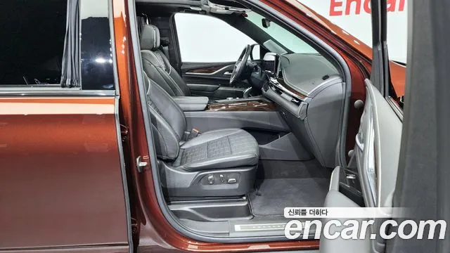 Cadillac Escalade Escalade 5 поколение — Фото автомобиля 11