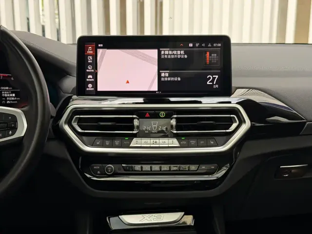 BMW X3 — Фото автомобиля 3
