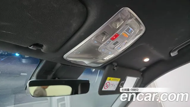 Genesis GV70 — Фото автомобиля 28