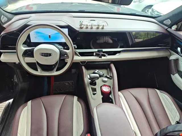 Geely Xingyue L — Фото автомобиля 5