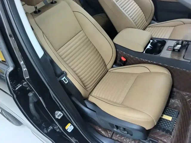 Land Rover Discovery Sport — Фото автомобиля 24
