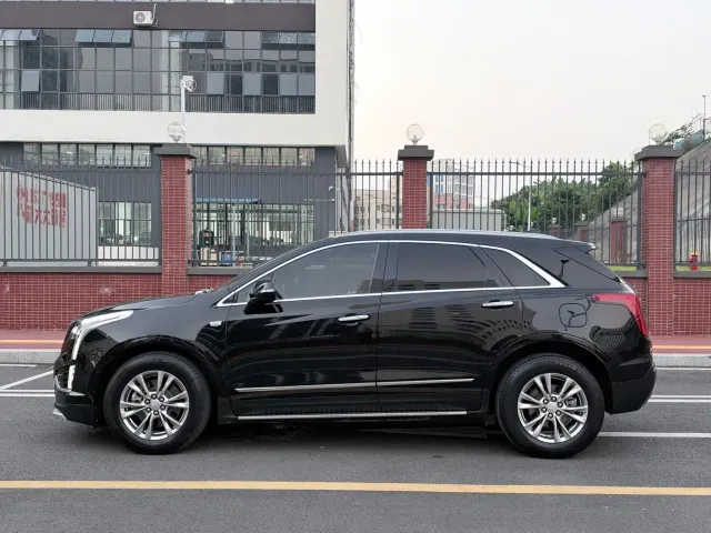 Cadillac XT5 — Фото автомобиля 7