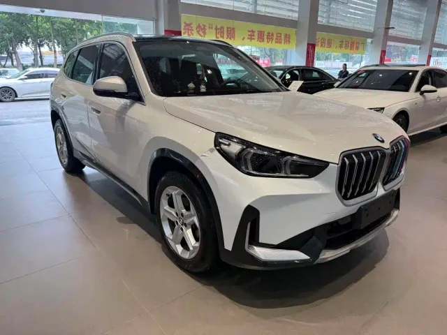 BMW X1 — Фото автомобиля 2