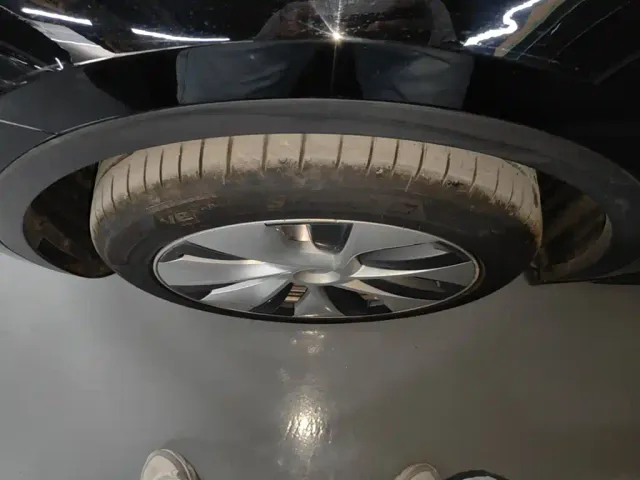 Tesla Model Y — Фото автомобиля 22
