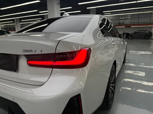 BMW 3 Series — Фото автомобиля 27