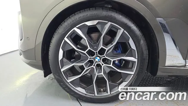 BMW X7 — Фото автомобиля 5