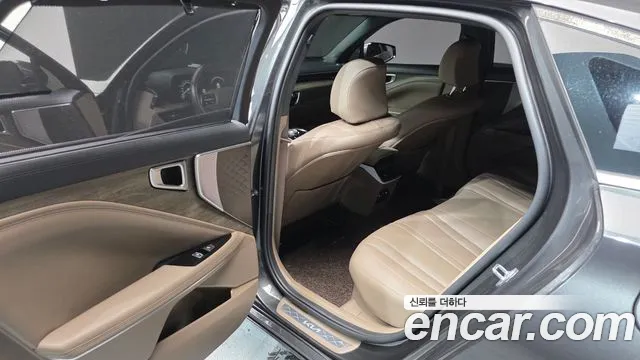 Kia K8 Hybrid — Фото автомобиля 17